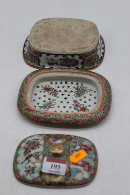 Lot 193 - A 19th century Chinese Canton soap dish,...