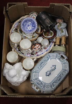 Lot 170 - A box of miscellaneous items to include a...