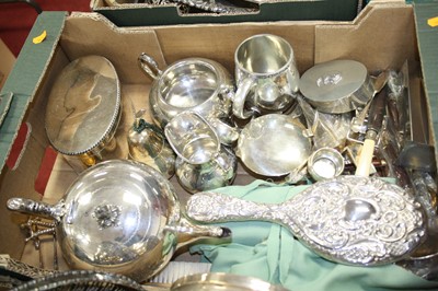 Lot 273 - A box of silver and silver plated wares, to...