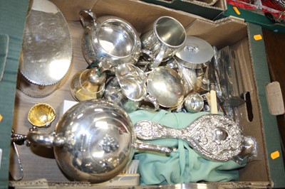 Lot 273 - A box of silver and silver plated wares, to...