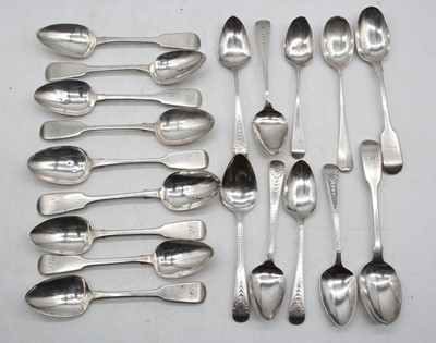 Lot 289 - A set of six George III silver teaspoons,...