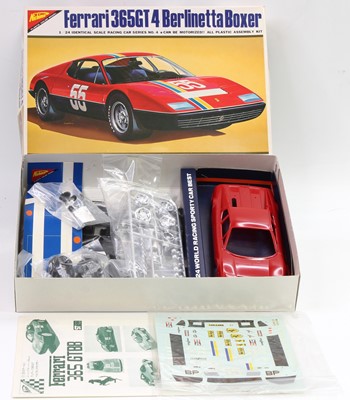 Lot 1854 - ARII & Nichimo 1.24 scale plastic kits, ARII 1....