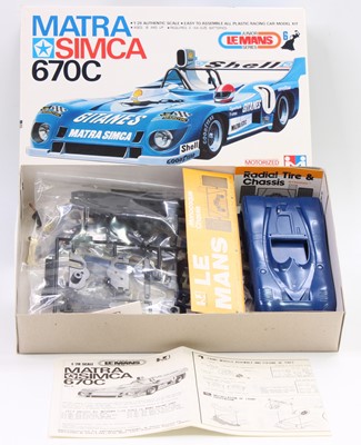 Lot 1865 - Mitsuwa 1.28 scale plastic kits 1969-70 Le...