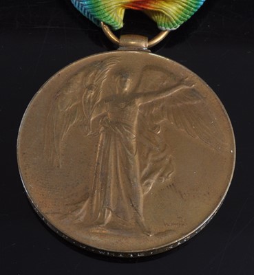 Lot 11 - A WW I Victory medal, naming 3376 PTE. F.J....