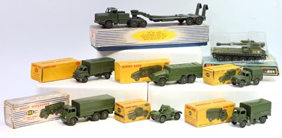 Lot 1136 - A tray containing boxed Dinky Toys military...