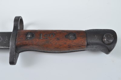 Lot 142 - A British 1907 pattern bayonet, the 42.5cm...