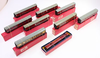 Lot 545 - Eight Hornby-Dublo Super Detail coaches and a...