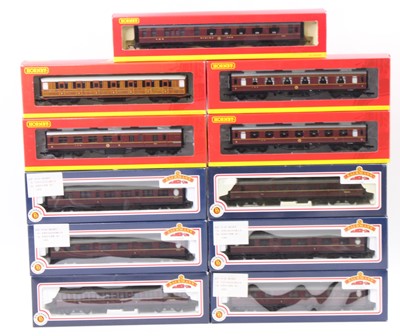 Lot 569 - A Hornby and Bachmann 00 gauge boxed rolling...