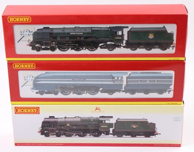 Lot 571 - A Hornby 00 gauge boxed locomotive and tender...