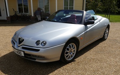 Lot 1482 - A 1999 Alfa Romeo Spider L 2.0 twin spark...