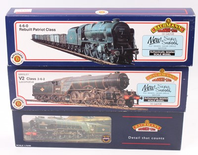 Lot 347 - A Bachmann boxed locomotive group, three...
