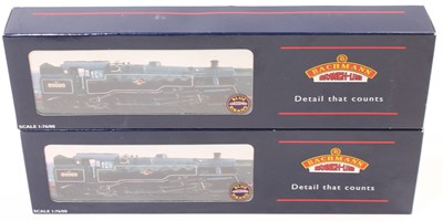 Lot 302 - A Bachmann boxed locomotive group, two...