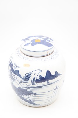 Lot 25 - A Chinese style blue & white ginger jar of...