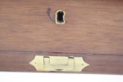 Lot 33 - An early 20th century mahogany artists box,...