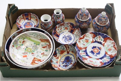 Lot 83 - A box of miscellaneous Japanese ceramics to...