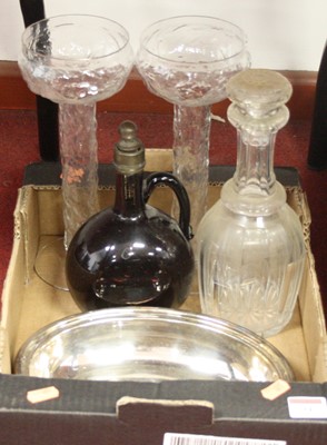 Lot 94 - A small collection of various items to include...