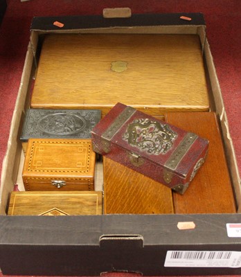 Lot 97 - A collection of assorted boxes to include...