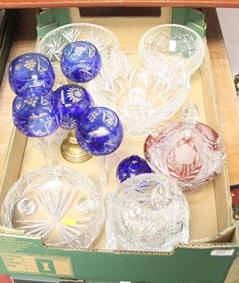 Lot 104 - A box of miscellaneous glassware to include...
