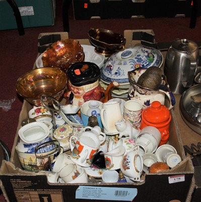 Lot 178 - A box of miscellaneous items to include Poole...