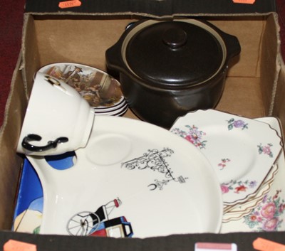 Lot 182 - A box of miscellaneous items to include Cries...