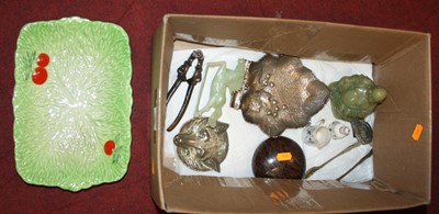 Lot 189 - A collection of miscellaneous items to include...