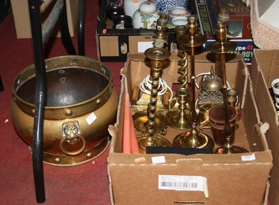 Lot 199 - A box of miscellaneous metalware to include...