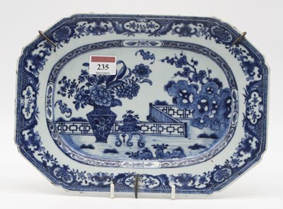 Lot 235 - An early 19th century Chinese export plate of...