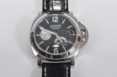 Lot 424 - A gents automatic wrist watch with power...