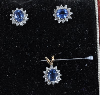 Lot 426 - A cased pair of 9ct gold synthetic sapphire...