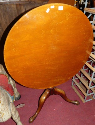 Lot 1428 - A Victorian mahogany circular tilt-top...