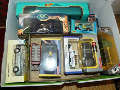 Lot 1507 - A quantity of modern issue diecast including...