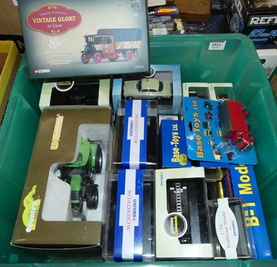 Lot 1511 - A quantity of modern issue diecast to include...