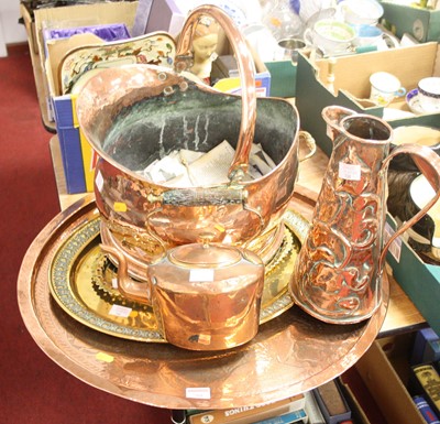 Lot 708 - A collection of brass and copper wares, to...