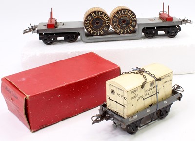 Lot 127 - Hornby 1939-41 trolley wagon with 'B1 Cables'...