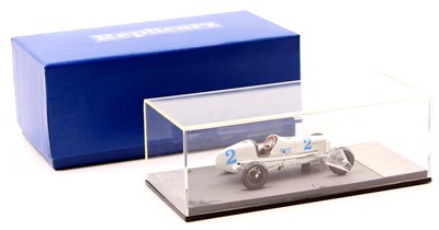 Lot 1682 - Replicarz R43014 1/43rd scale model of the...