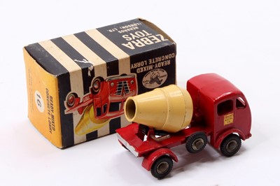 Lot 1850 - Zebra Toys Benbros No.16 / 100 Readymix...