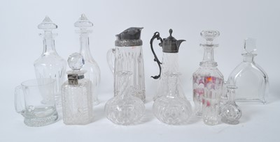 Lot 70 - A box of glassware, to include cut glass...