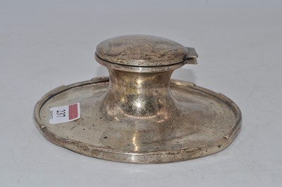 Lot 237 - An George V silver inkwell, of capstan form,...