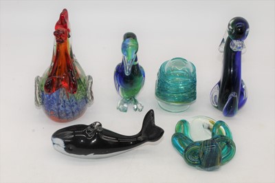 Lot 246 - A collection of Italian glassware, to include...