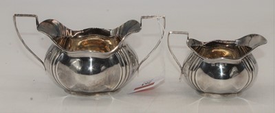 Lot 263 - An Edward VII matching silver milk jug and...