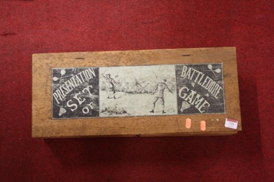 Lot 739 - A cased presentation set of Battledore Game
