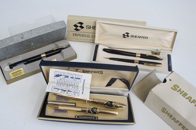 Lot 155 - A cased Sheaffer 3000 Lifetime fountain pen...