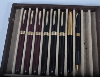 Lot 160 - A collection of fourteen Sheaffer fountain...