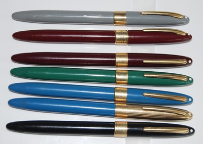 Lot 170 - A collection of seven Sheaffer Snorkel...