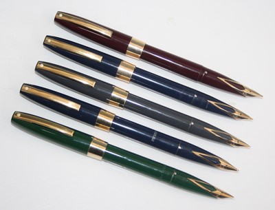 Lot 180 - A group of five Sheaffer Imperial IV fountain...