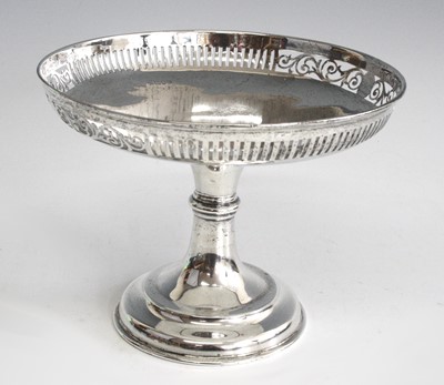 Lot 2179 - An Edwardian silver comport, the bowl of...