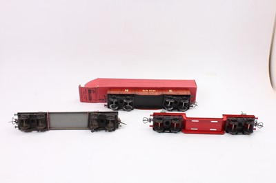 Lot 213 - Hornby goods wagons; 1936-41 No.2 High...