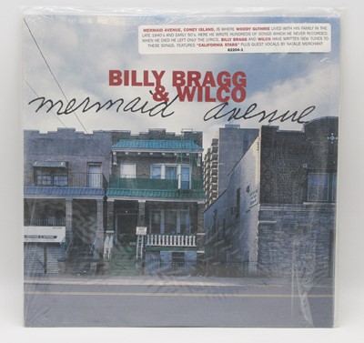 Lot 1060 - Billy Bragg & Wilko – Mermaid Avenue, Elektra,...