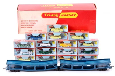 Lot 362 - A Triang Hornby No. R666 articulated car...