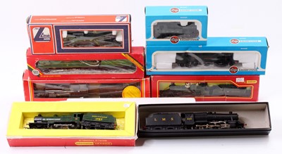 Lot 369 - A collection of eight boxed and part-boxed 00...